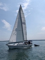 Sailing in Gardiner's Bay